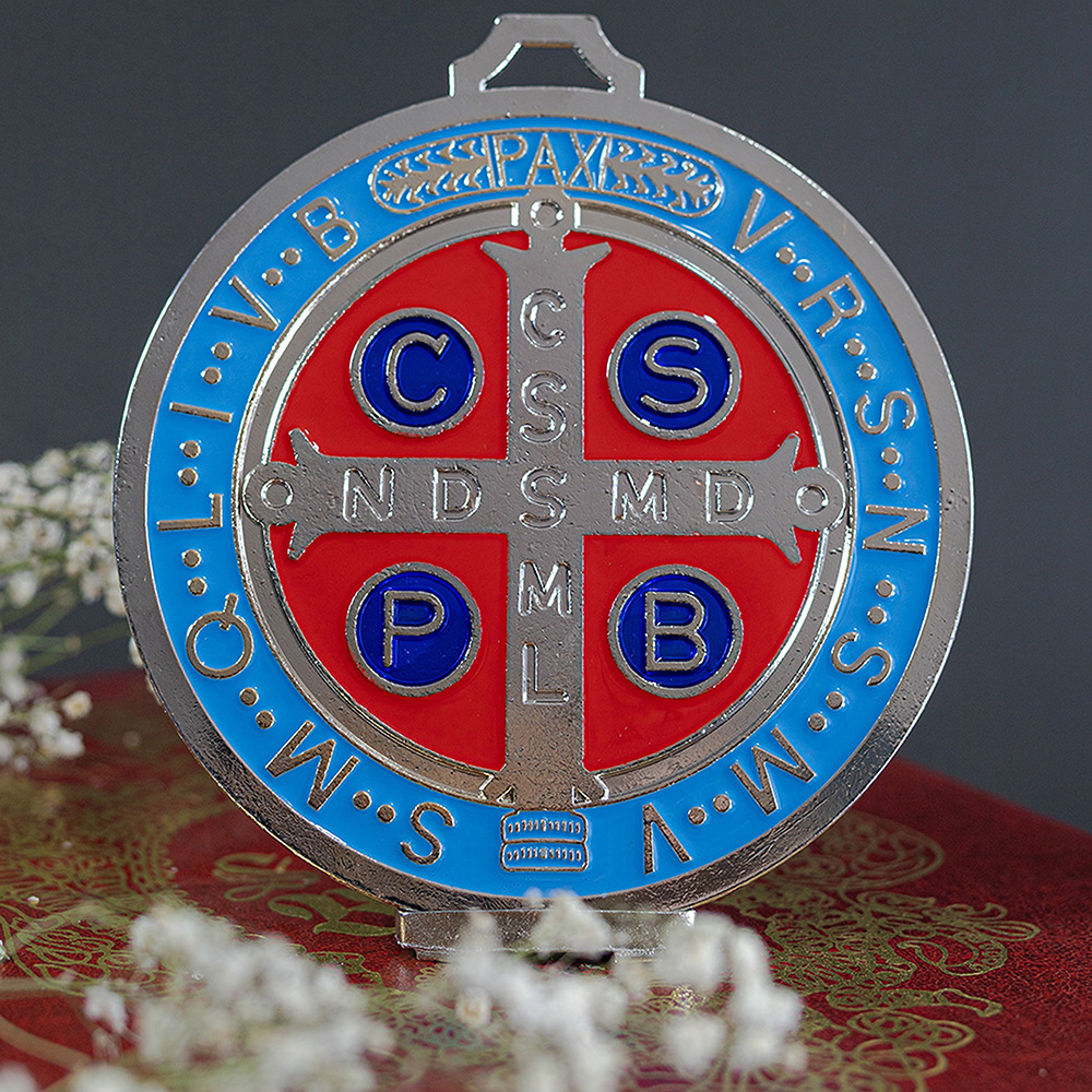 Medallón San Benito